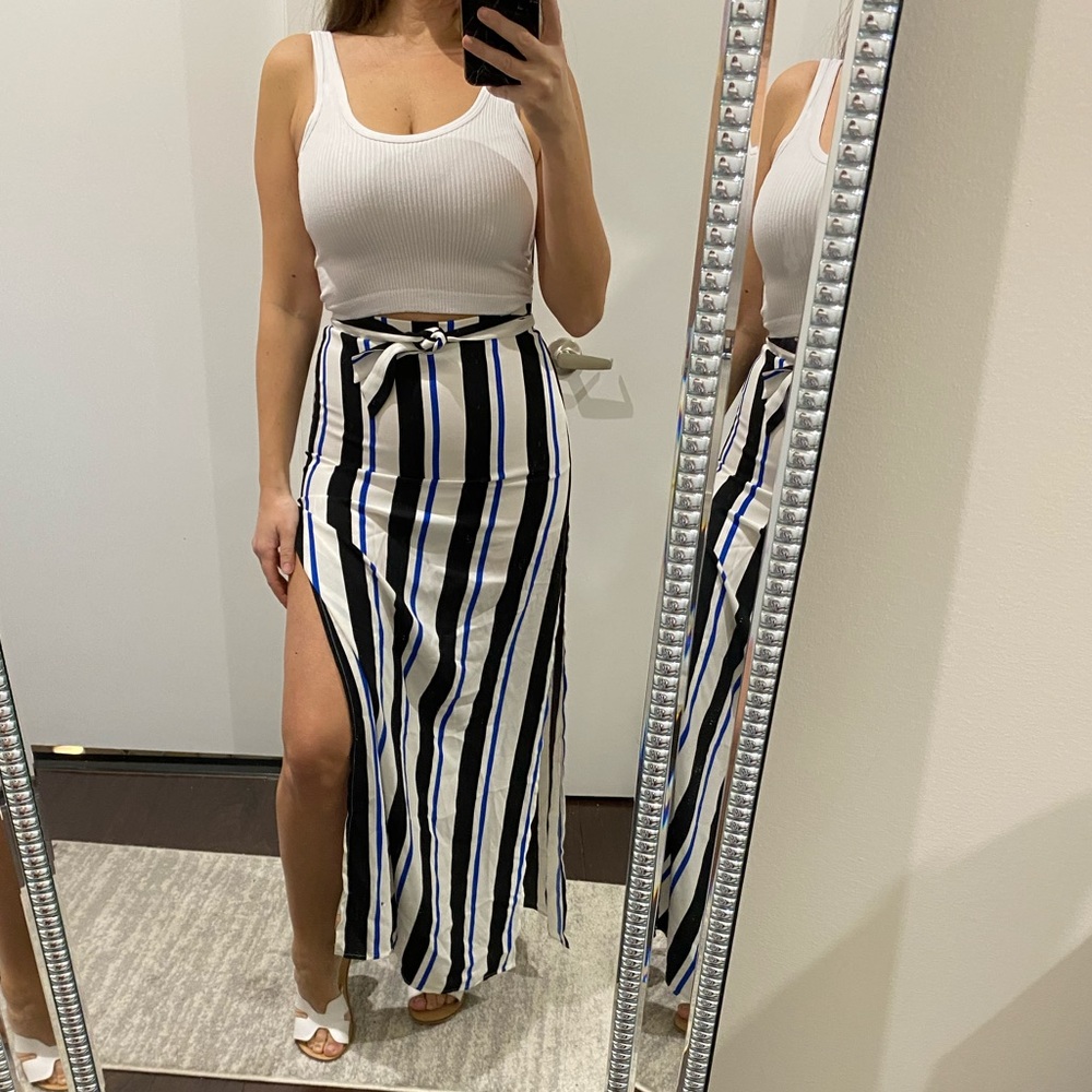 Forever 21 Contemporary Striped Maxi Skirt